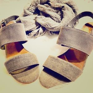 ✨Mid-heel: Toms Poppy Sandals 👡